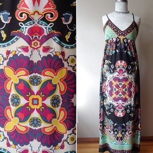 ECI Maxi Dress Black W/Bold Pattern Summer Fave